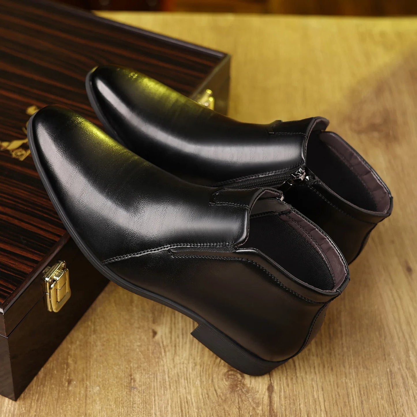 Sleek men's zippered ankle boots, comfortable and stylish, making them ideal for everyday and formal dressing.