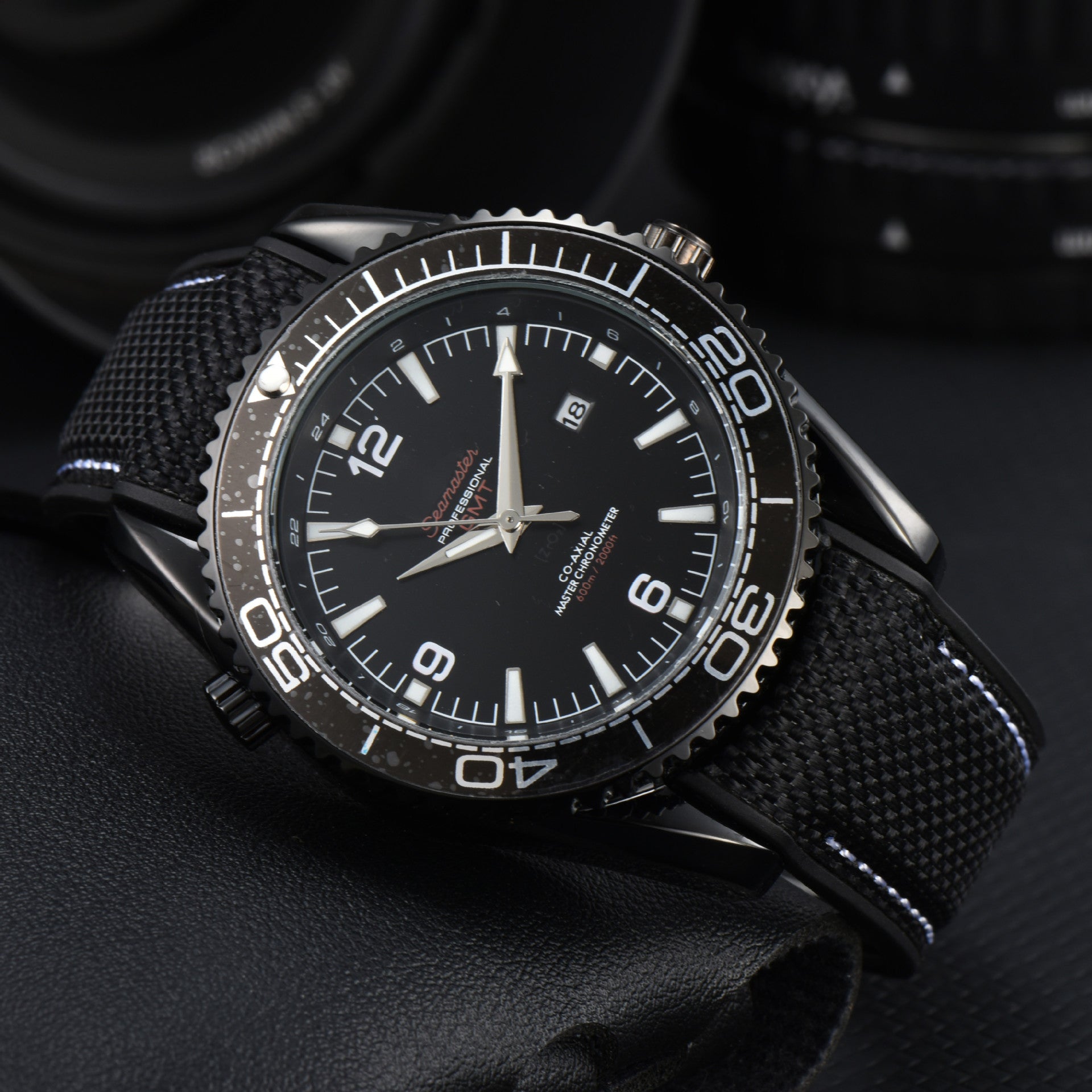 Men's sport watch with black dial & rotating bezel, perfect for athletic activities and stylish everyday wear.