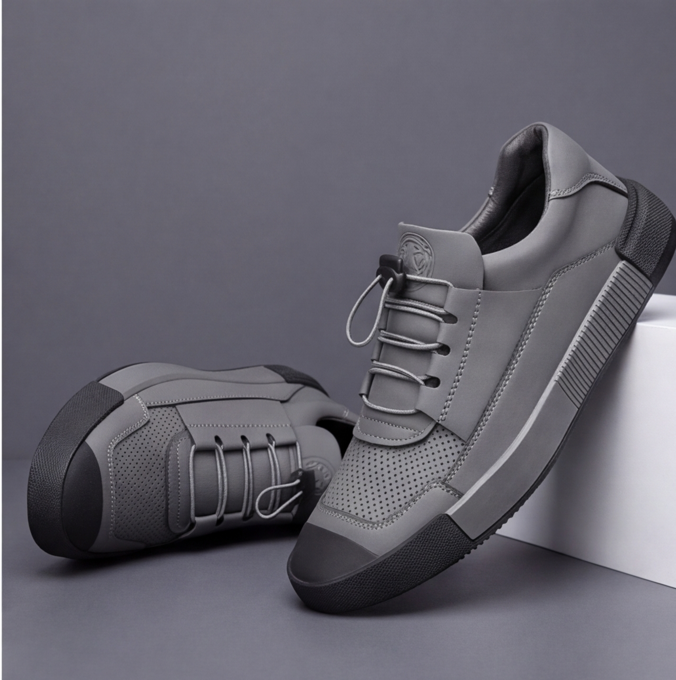 Versatile men's comfort sneakers, Sterling design, ideal for everyday walking and style.