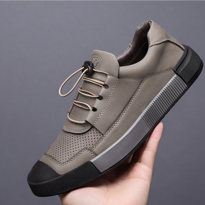 Comfortable men's everyday sneakers, perfect for walking and casual men's fashion.