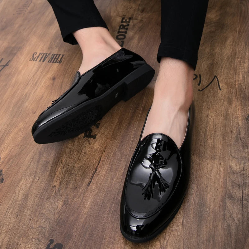 Elegant men's blue black tassel loafers, perfect for adding a touch of sophistication to any formal outfit.