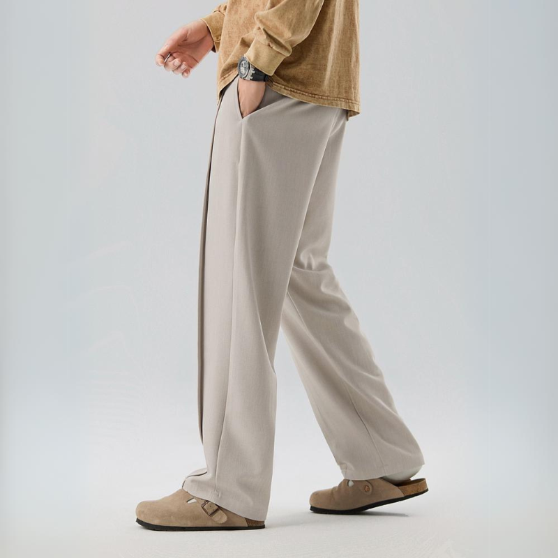 Men's Sterling pleated dress trousers, classic design, ultimate comfort, versatile fashion.