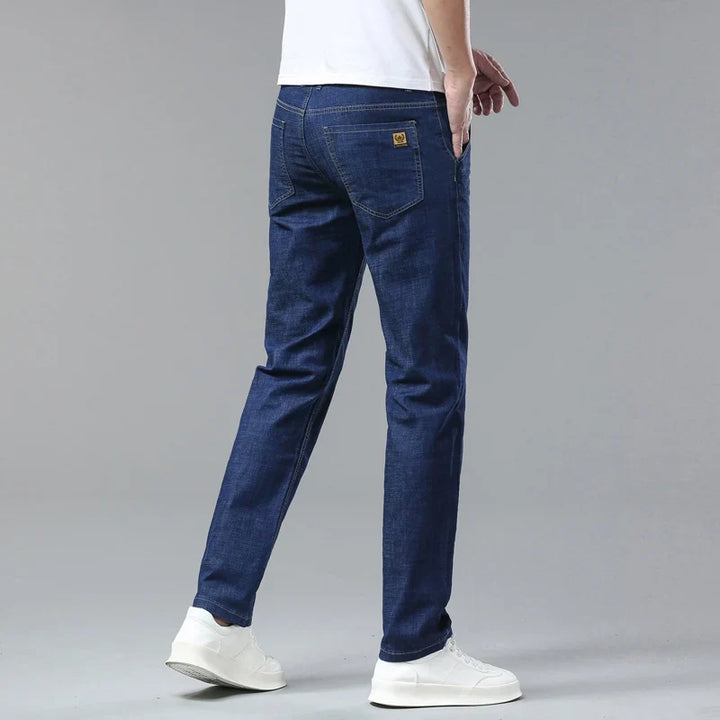 Durable men's stretch denim jeans, straight fit design for ultimate comfort and style.