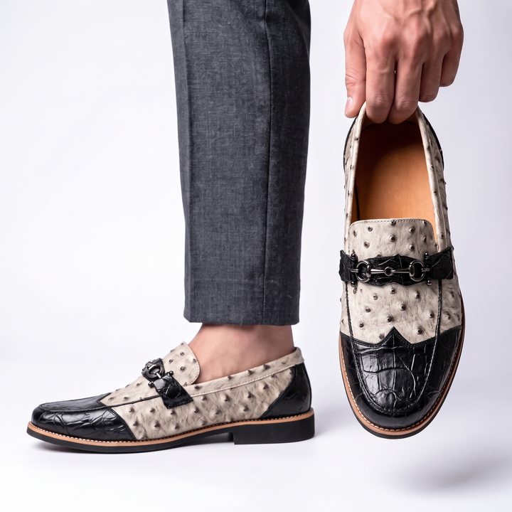 Stylish men's slip-on loafers for daily wear & autumn fashion. Comfortable, versatile casual footwear.