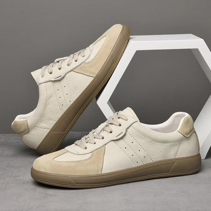 Khaki men's casual sneakers, perfect for comfortable everyday walking and versatile styling.