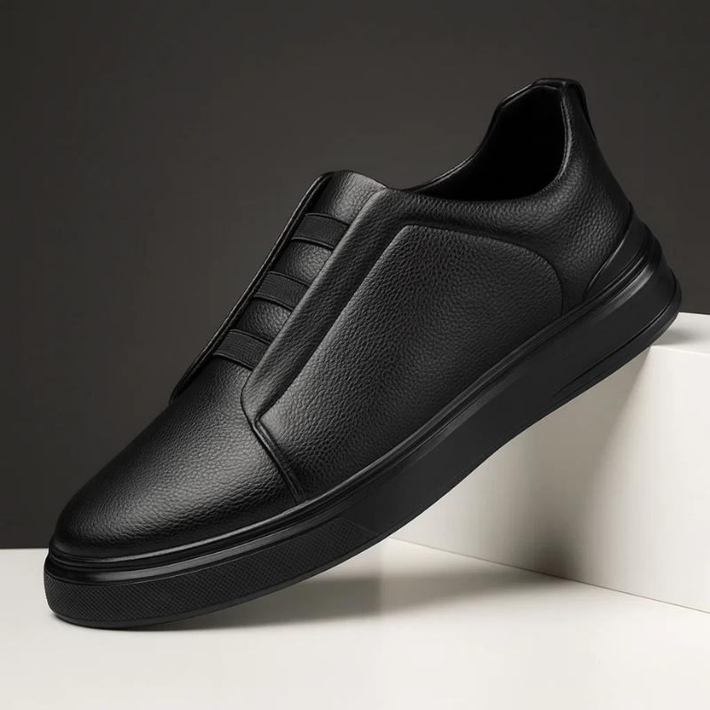 Modern men's slip-on Chelsea sneakers, offering stylish comfort & everyday versatility.