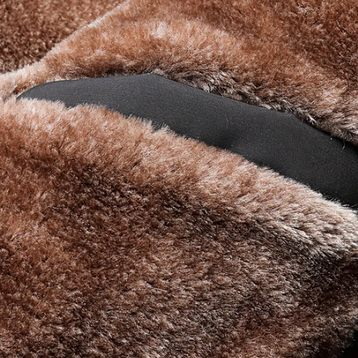 Casual men's warm lined winter coat, a stylish zip-up jacket for everyday cold weather protection.