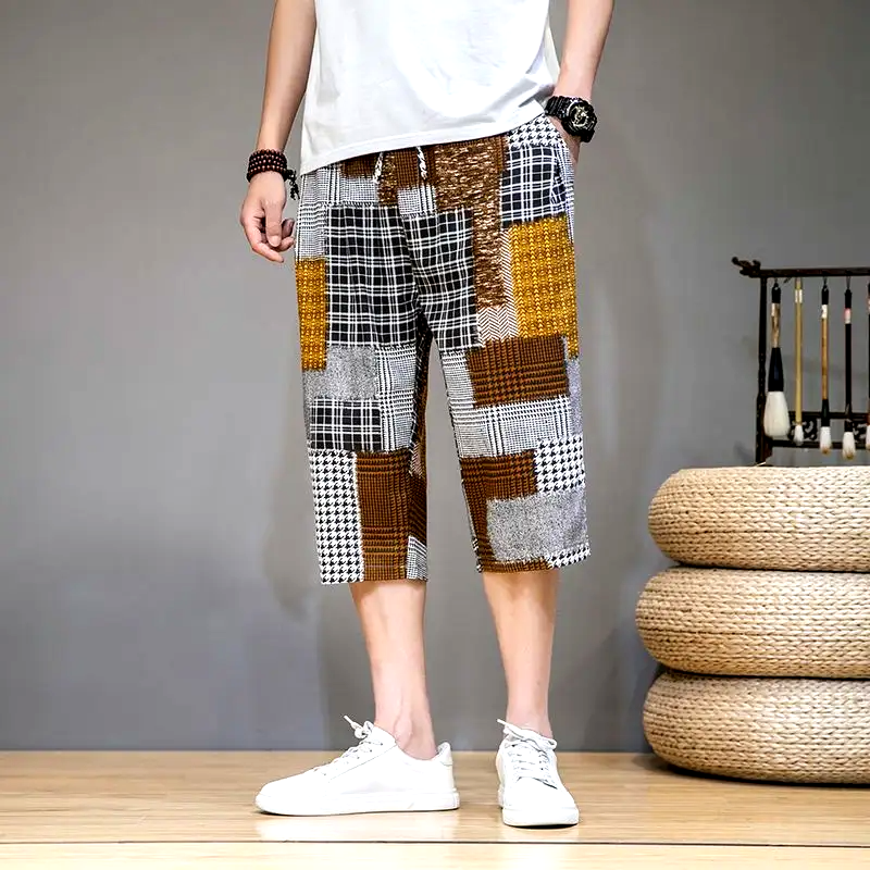 Versatile men's shorts with a unique patch design, perfect for durable casual and summer wear.