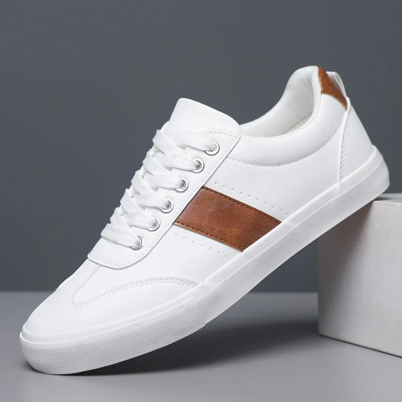 Stylish men's casual black sneakers, versatile everyday footwear for modern men's fashion.