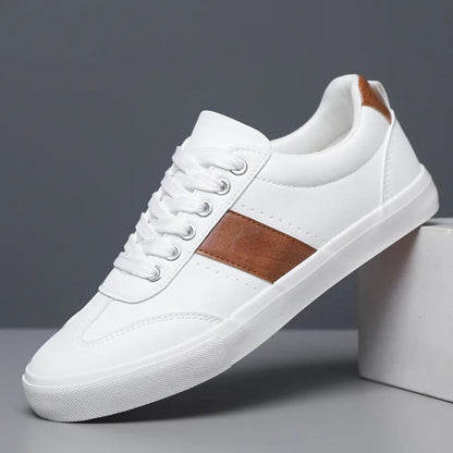 Stylish men's casual black sneakers, versatile everyday footwear for modern men's fashion.
