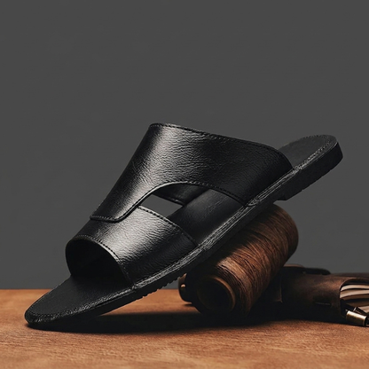 Close-up of men's comfortable casual sandals, showcasing cross-strap design & soft footbed.