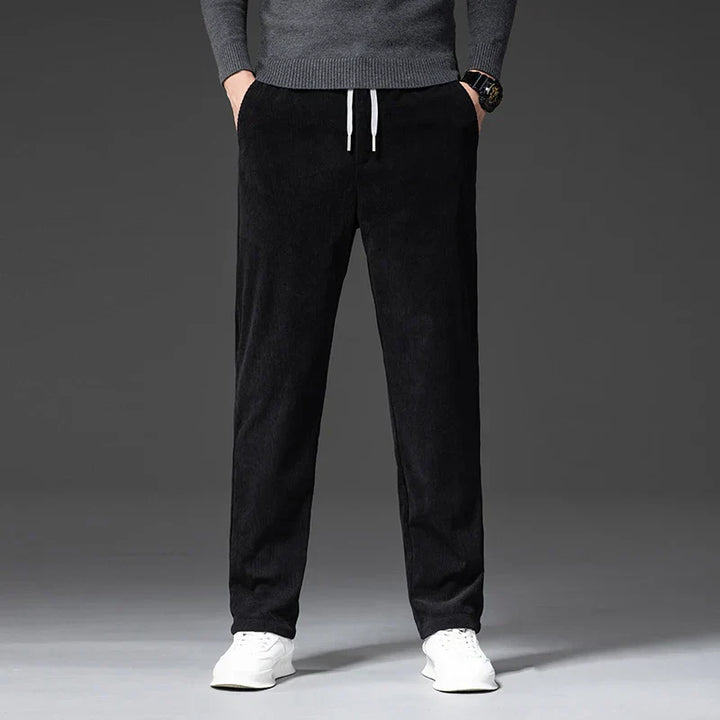 Versatile men's stretch corduroy pants, offering comfort and timeless style for any casual occasion.