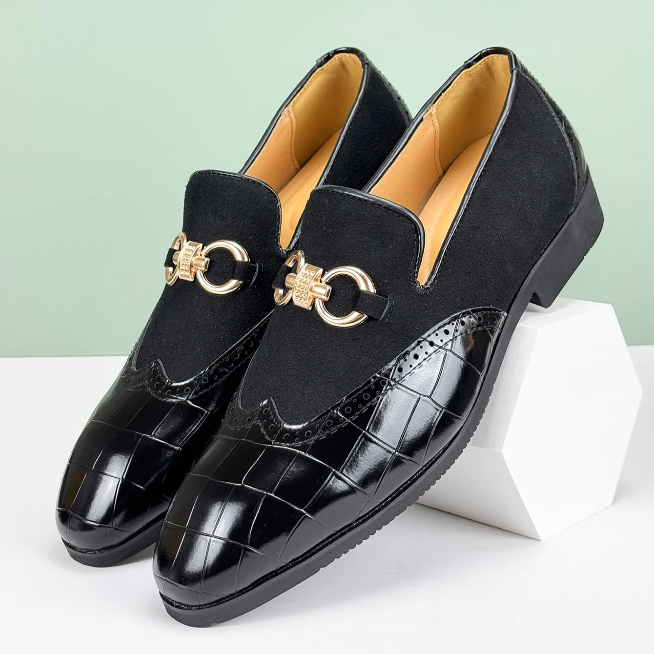 Fashionable men's croc-embossed comfort loafers. Stylish slip-on footwear with a textured, modern appeal.