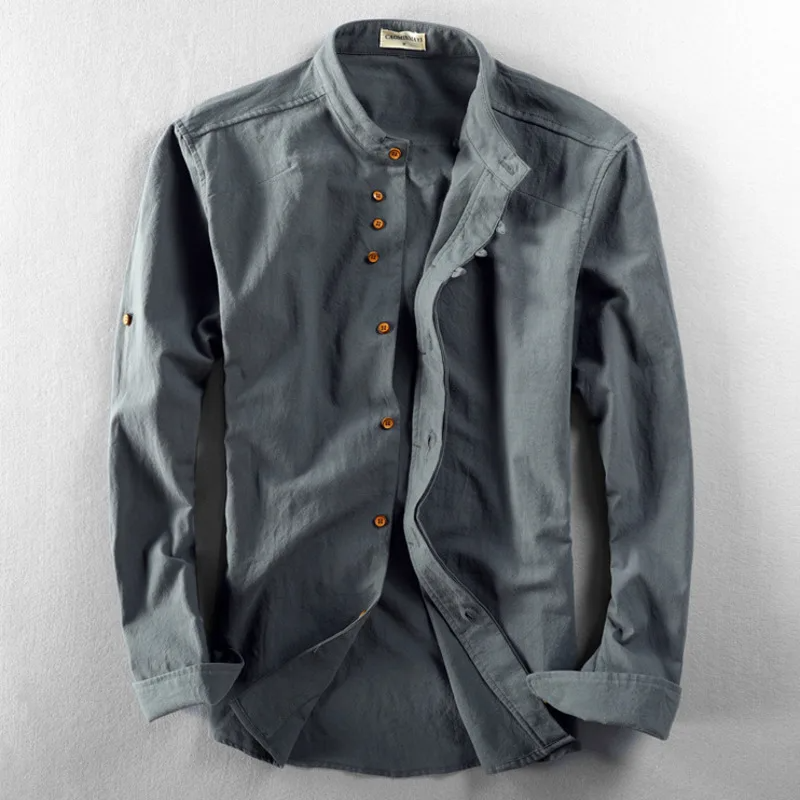 Timeless men's casual button-up shirt for smart casual events, long sleeve design, easy care, modern men's fashion.