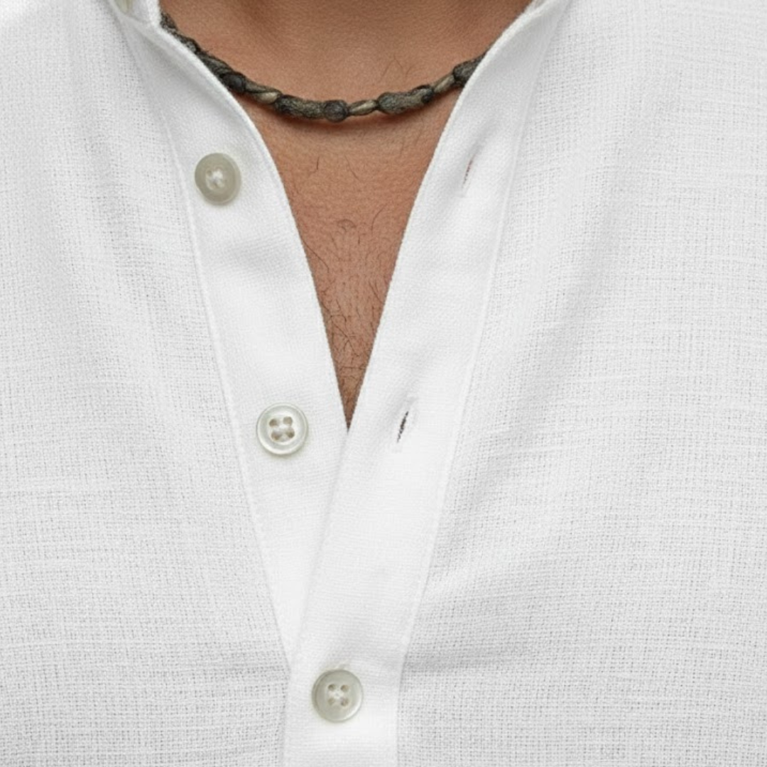 Summer-ready men's Henley shirt, short sleeve and breathable, perfect for a stylish relaxed fit.