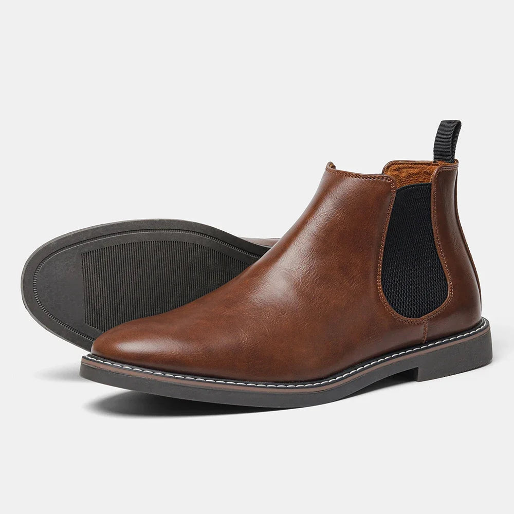 Practical and stylish men's slip-on Chelsea boots, great for everyday comfort and effortless fashion.