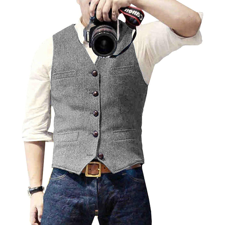 Sophisticated men's wool blend vest gilet, tailored for a sharp look, suitable for all seasons.