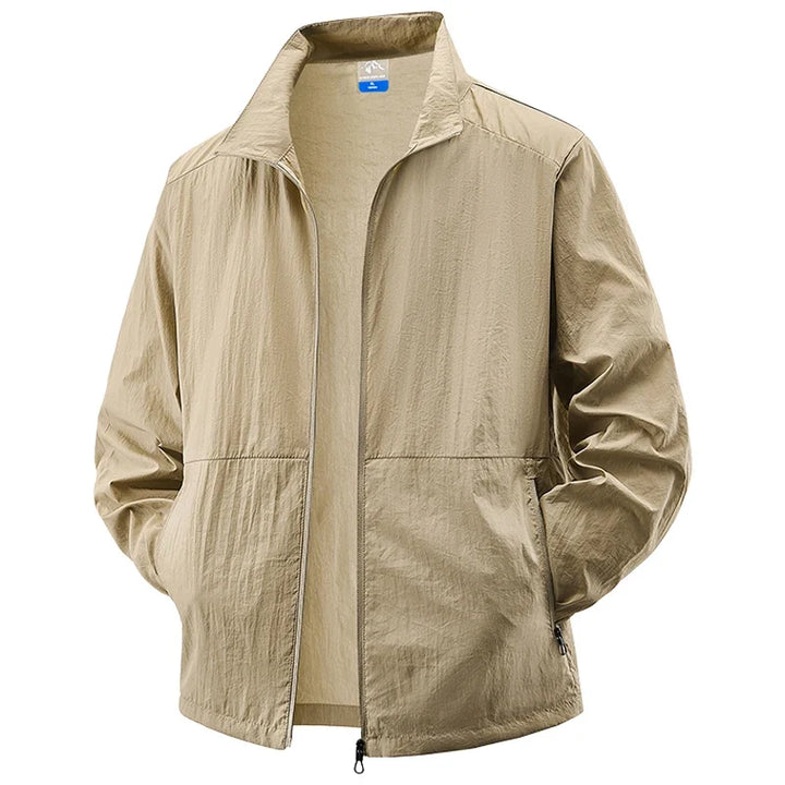 Breathable men's cycling windbreaker, perfect for outdoor running & active sports.