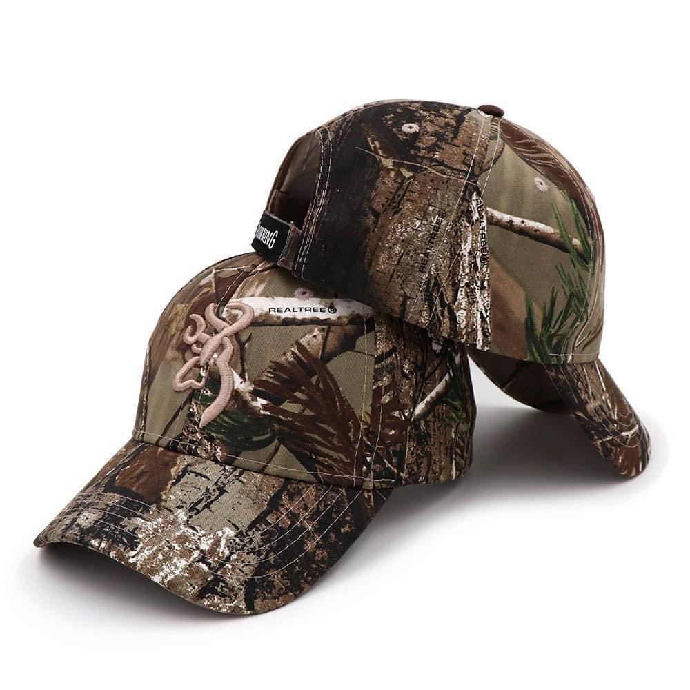 Adjustable men's camouflage cap, ideal for various head sizes during outdoor activities.