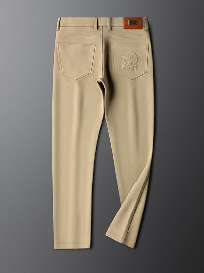 Fashionable men's tailored trousers with herringbone detail, for a sharp and premium look.