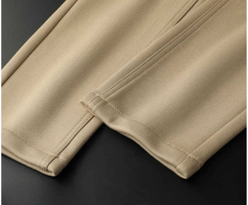Men's tailored fashion trousers, ideal dress pants for a sharp, modern, and elegant wardrobe.