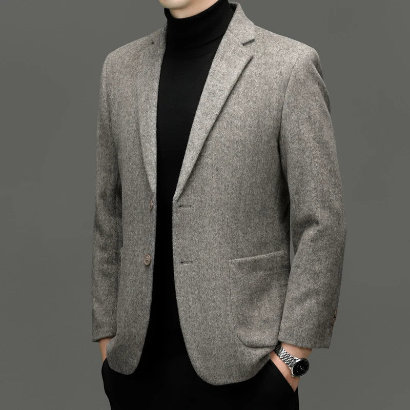 Sophisticated men's tailored fit blazer, a key piece for modern men's fashion and classic sharp style.