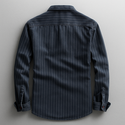 Durable men's stretch shirt with tailored fit for flexibility & everyday comfort. Long sleeve, versatile.