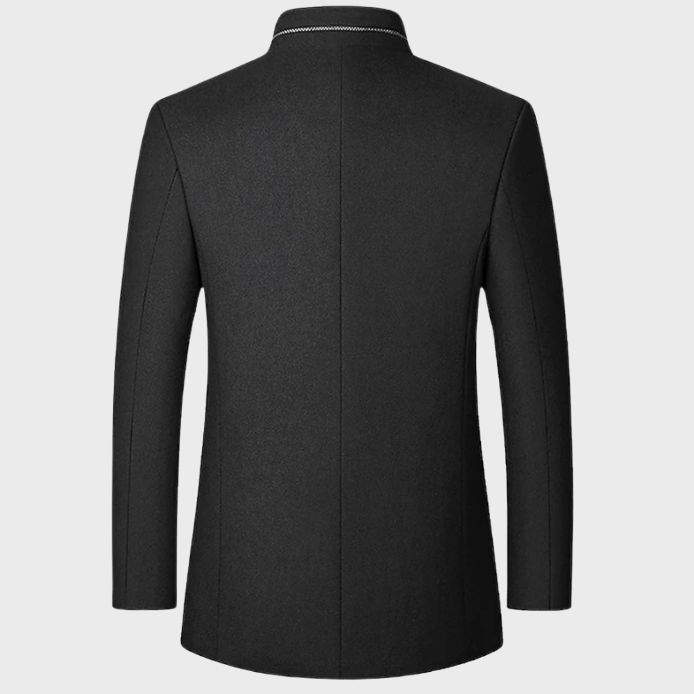 Tailored fit men's stand collar business coat. Sophisticated smart-casual trench jacket, enhancing professional style.