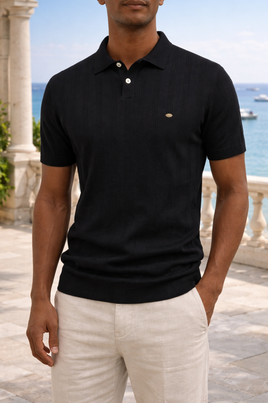 Comfortable men's short sleeve textured polo shirt, ideal for spring and summer modern casual fashion.