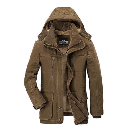High-quality men's thermal winter parka, durable insulated outerwear for extreme cold. Modern winter style and warmth.