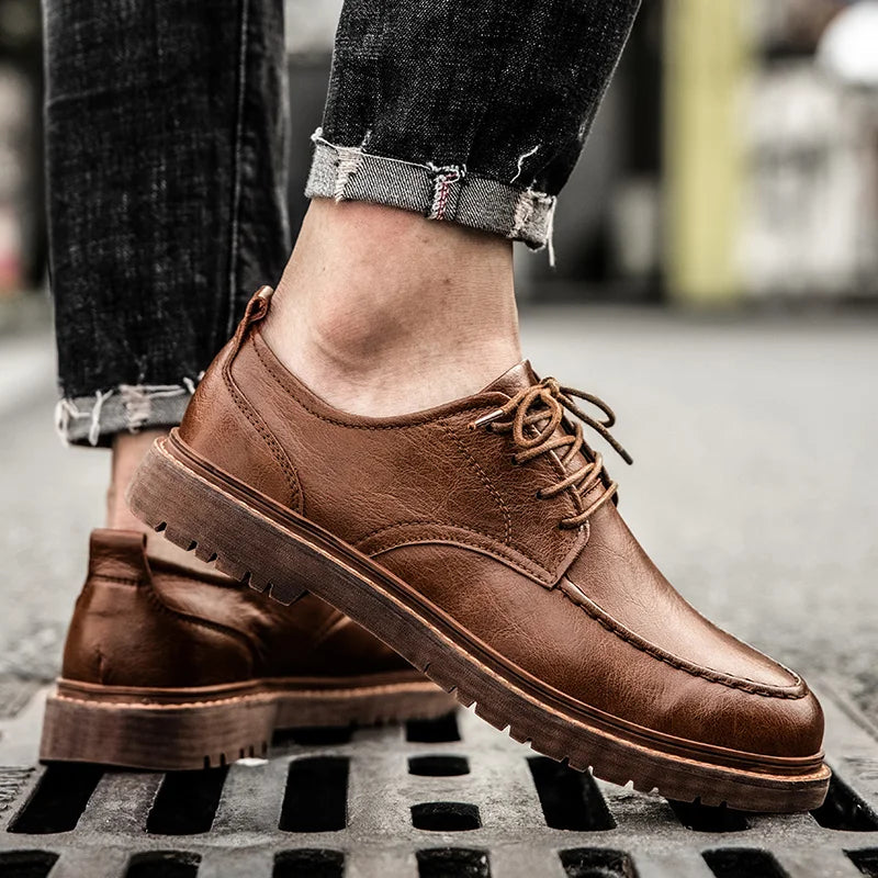 Black Men's Trenton versatile comfort shoes, durable for both dress & casual occasions. Everyday footwear.