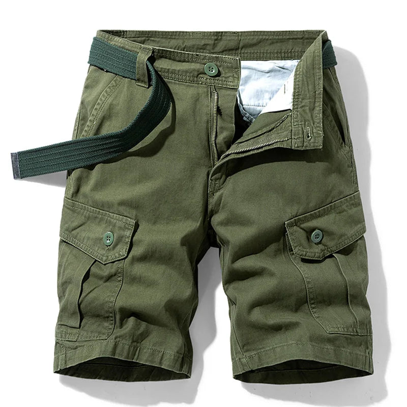 Comfortable men's activewear cargo shorts, designed for versatility with secure storage for all your essentials.