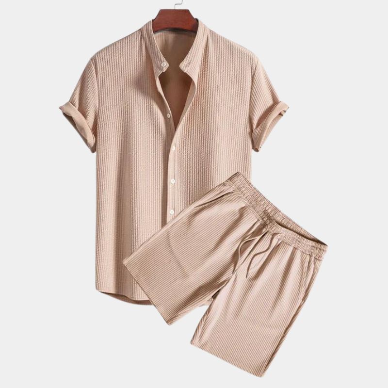 Modern men's two-piece polo set with mandarin collar. Knit, relaxed fit & breathable, perfect for summer casual comfort.