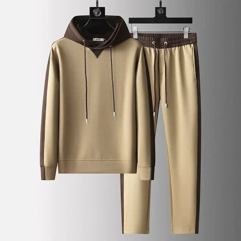 Men's two-tone lounge set, a stylish casual outfit. Includes a comfortable crewneck top & joggers.