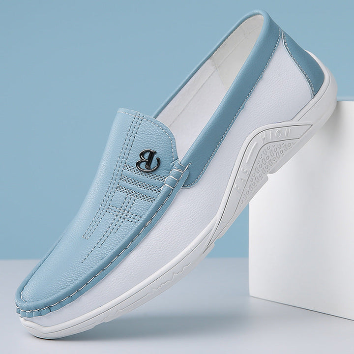Versatile two-tone men's loafers, a smart choice for elevated fashion and comfort.