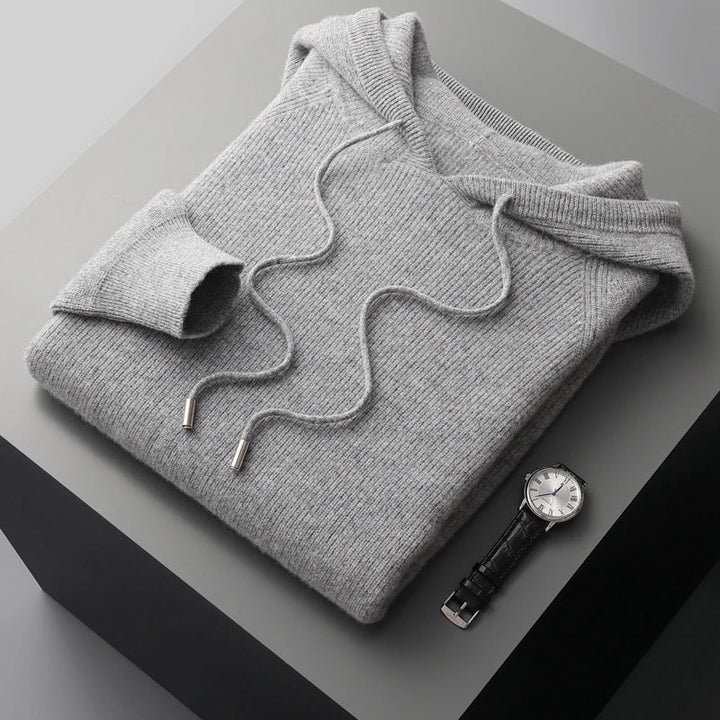 Essential men's relaxed fit pullover hoodie for everyday wear, combining comfort and casual style.