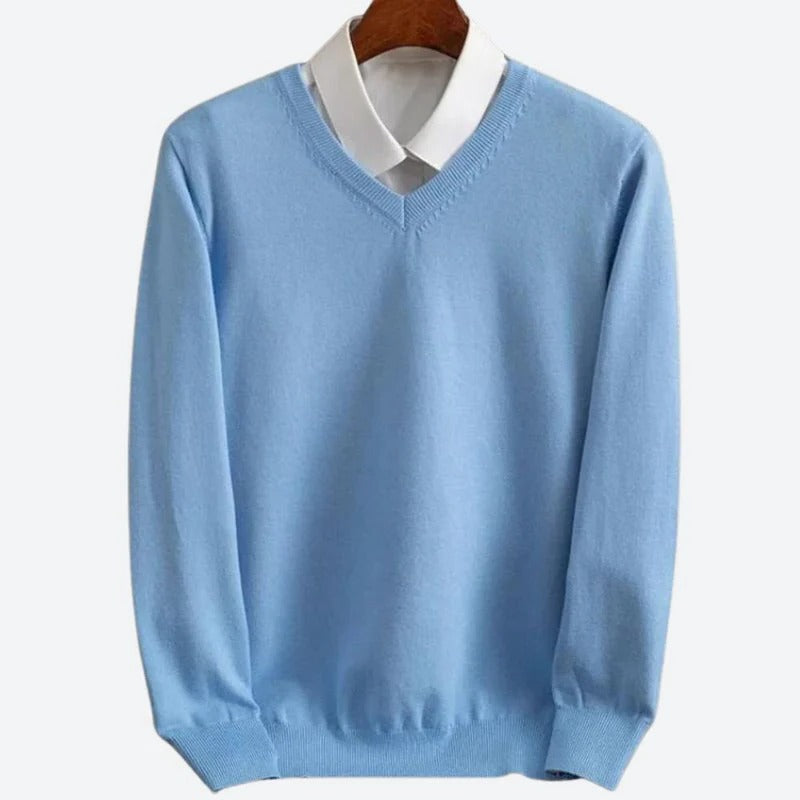 Cozy men's warm cashmere sweater. Perfect long-sleeve pullover for everyday style & comfortable winter layering.