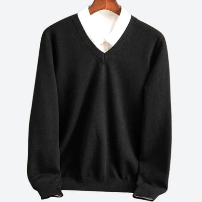 Elegant men's warm pullover sweater. Ultra-soft long-sleeve design for ultimate winter comfort & casual fashion.