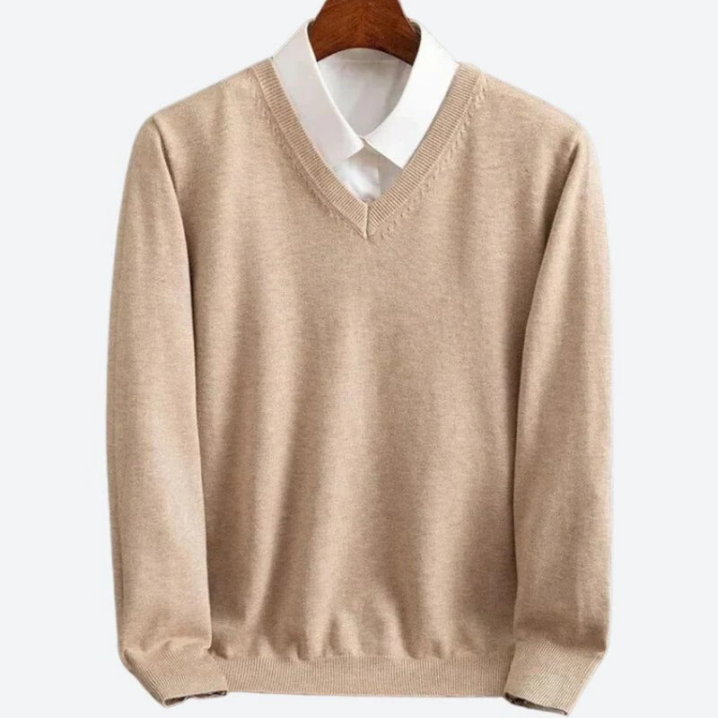 Comfortable men's ultra-soft cashmere sweater. A warm long-sleeve pullover for winter, casual wear & elegant style.