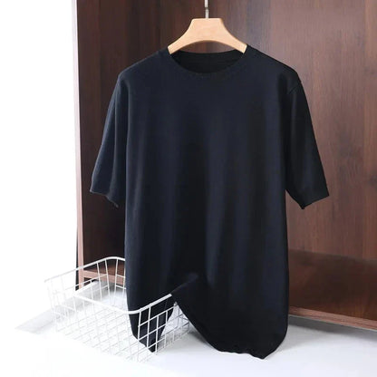 Stylish men's casual t-shirt. Incredibly soft & versatile, perfect for everyday comfort & layering.