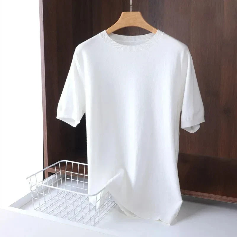 Man wearing a soft, breathable men's comfort tee. Ideal casual t-shirt for everyday versatility.