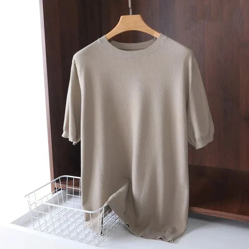 Everyday men's comfort tee. Ultra soft, breathable t-shirt, perfect for versatile casual style.