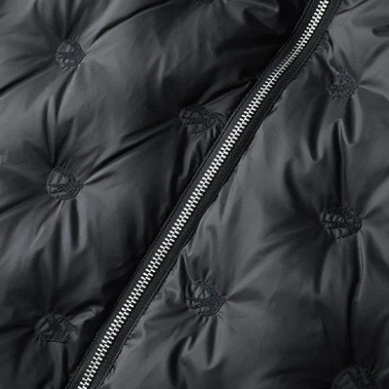 Men's ultra-warm quilted winter jacket, essential cold weather outerwear, combining style & comfort.