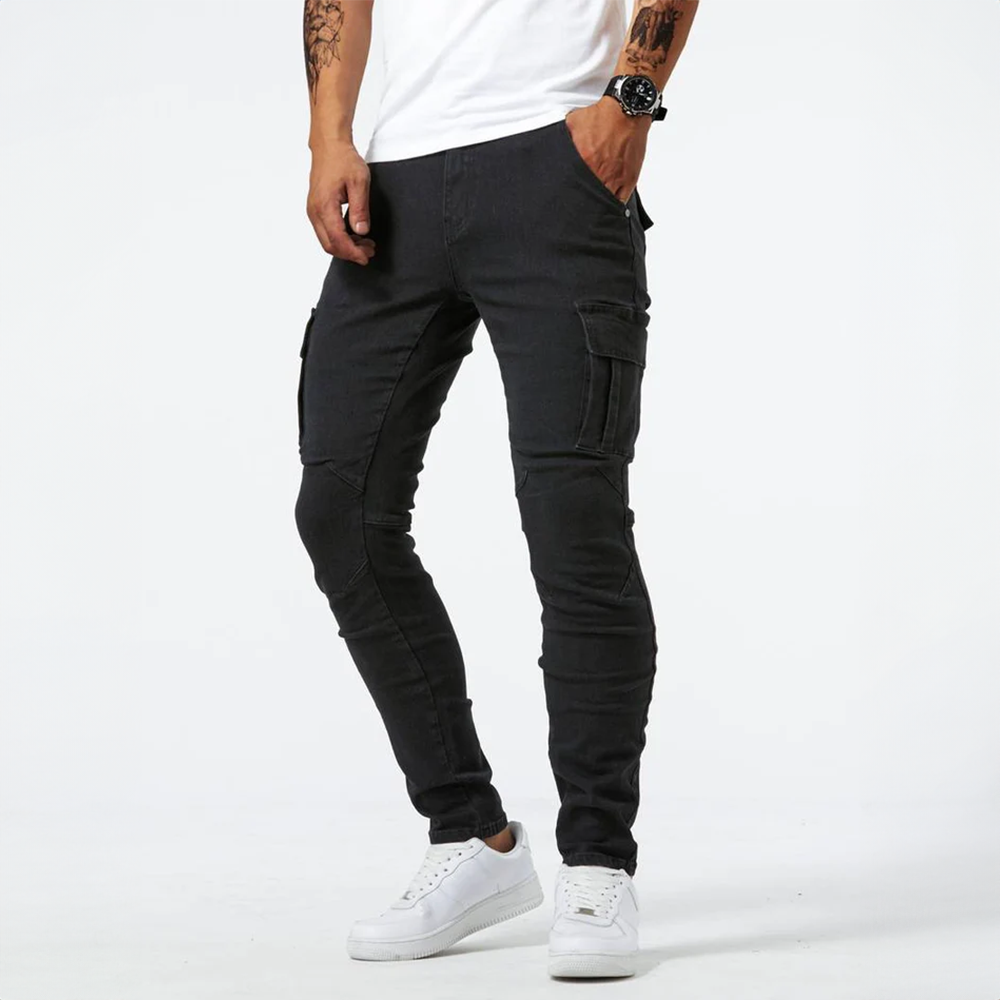 Fashionable Men's Cargo Jeans for urban style, featuring comfortable fit and practical, deep functional pockets.