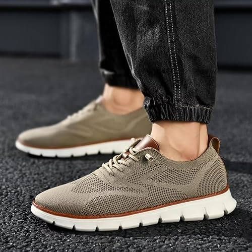 Comfortable men's slip-on shoes, ideal for all-day urban wear.