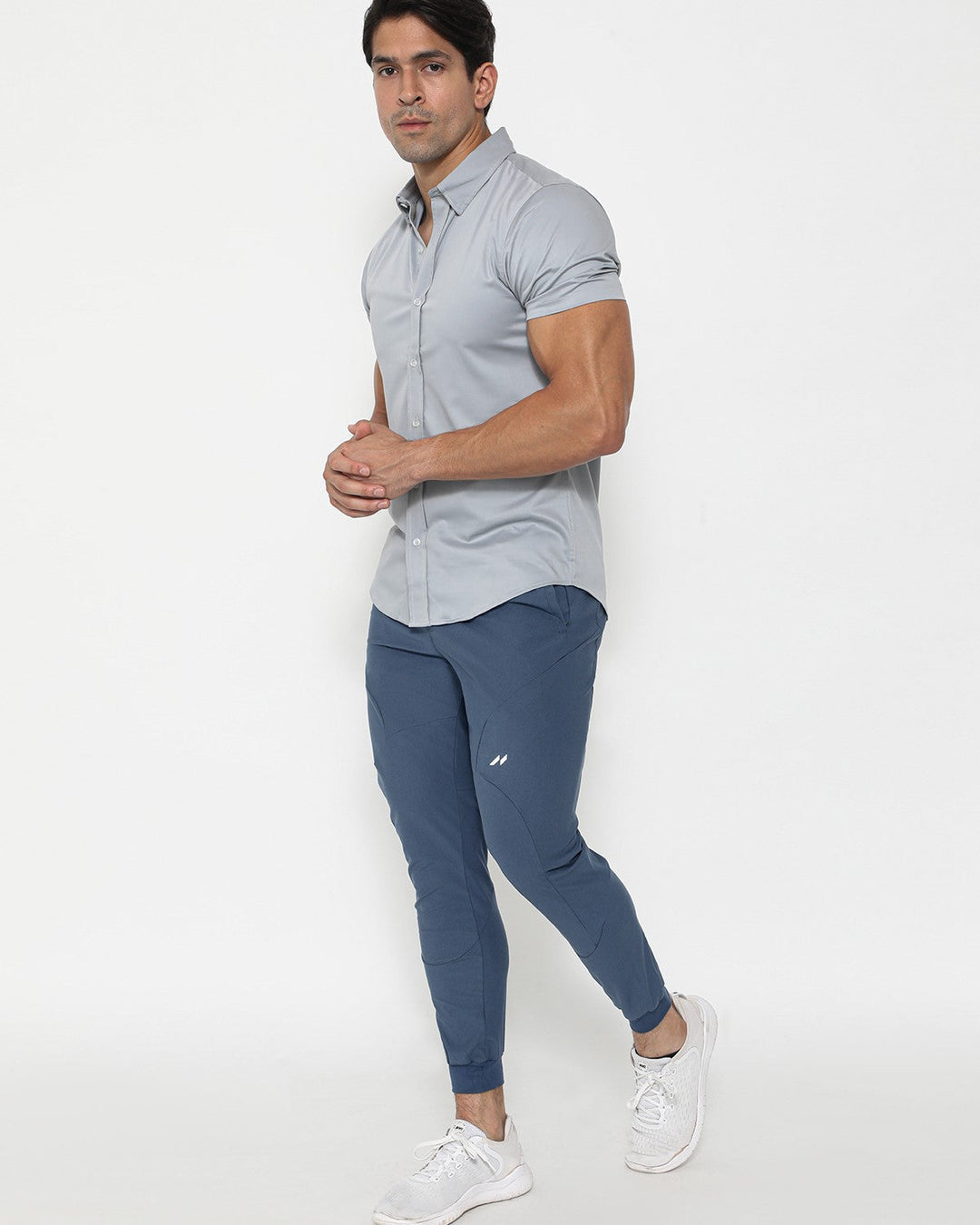 Valenza men's quick-dry joggers, ideal for travel, active, and everyday wear.