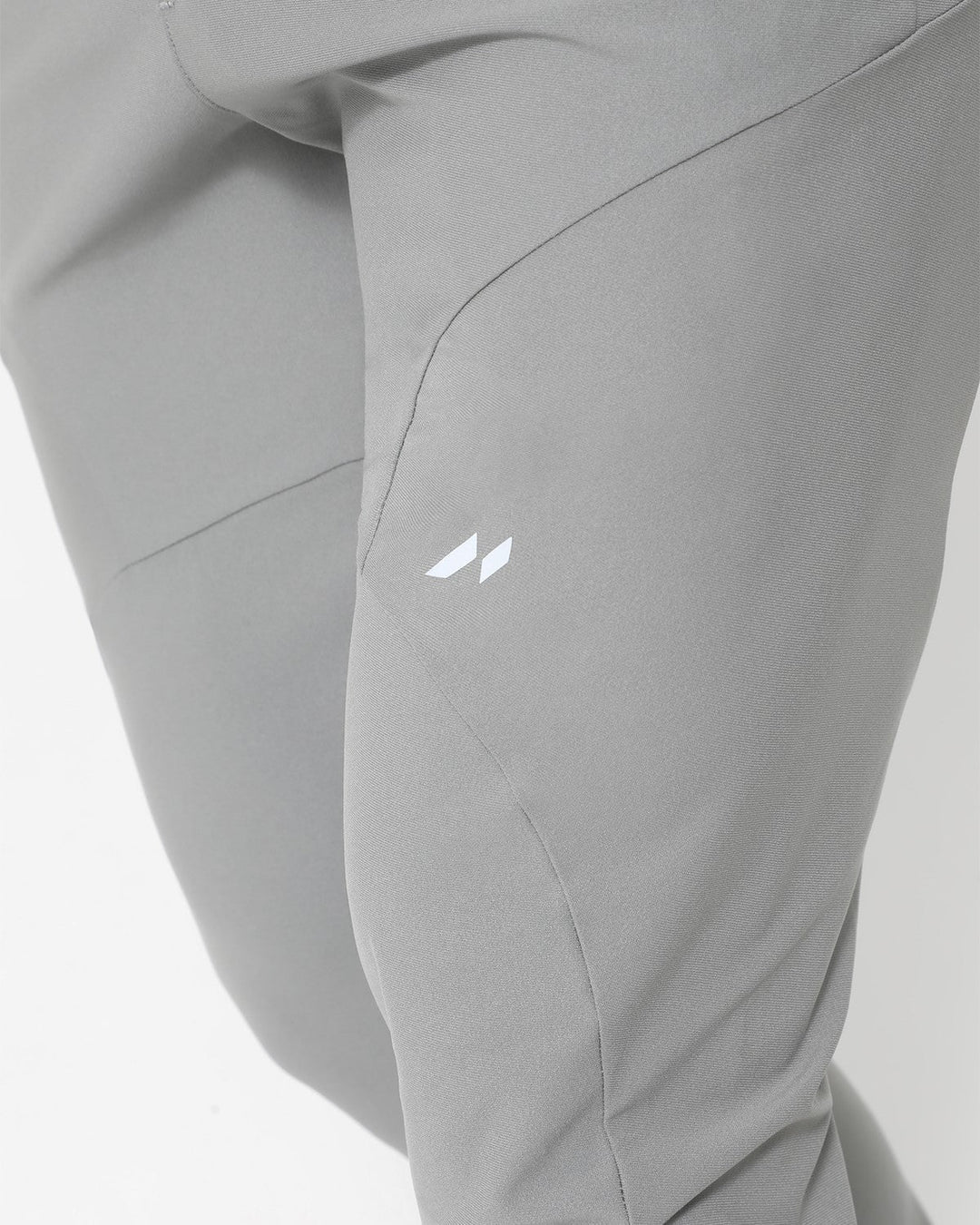 Valenza men's athletic joggers, comfortable and breathable, for all activities.