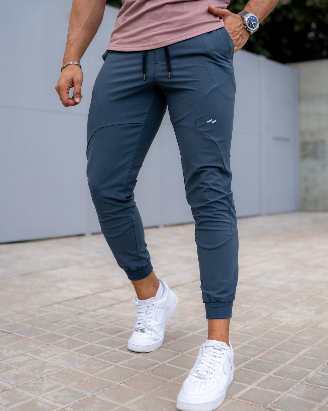 Men's Valenza active joggers, performance fit, ideal for workouts & errands.