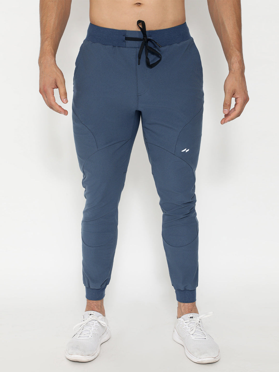 Valenza men's performance activewear, quick-dry joggers for dynamic lifestyle.