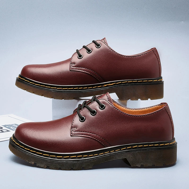 Casual Men's Vario comfort shoes for everyday wear. Enjoy versatile men's fashion & all-day comfort with durable sole.
